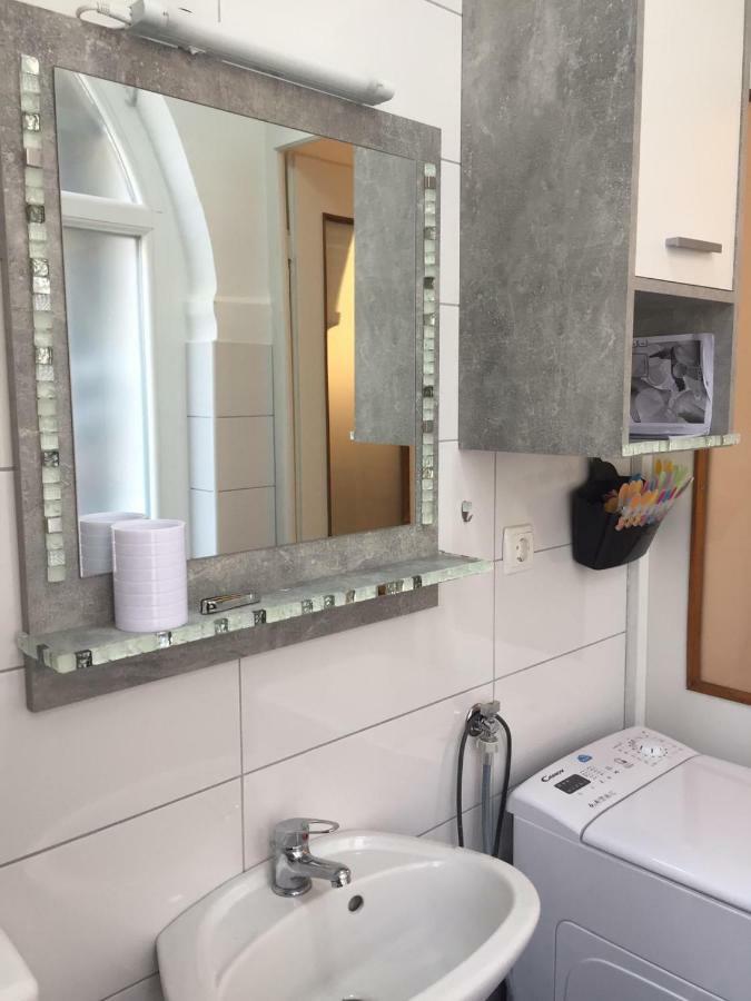 Apartman Licia Rijeka Exteriör bild