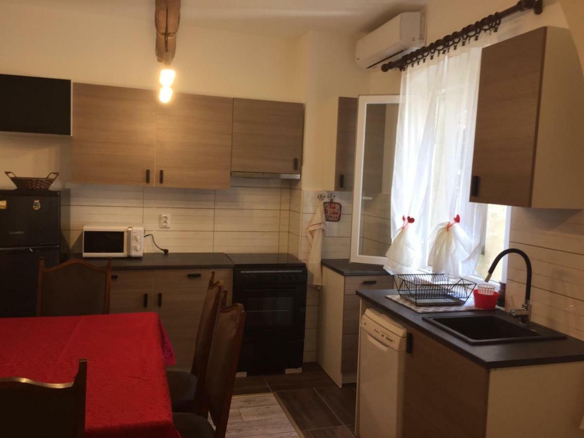 Apartman Licia Rijeka Exteriör bild